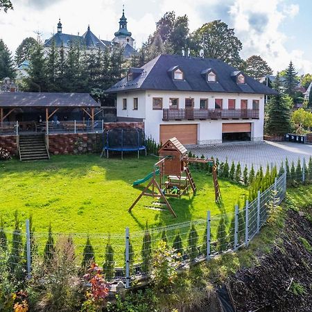 Holiday Home Смржовка Экстерьер фото