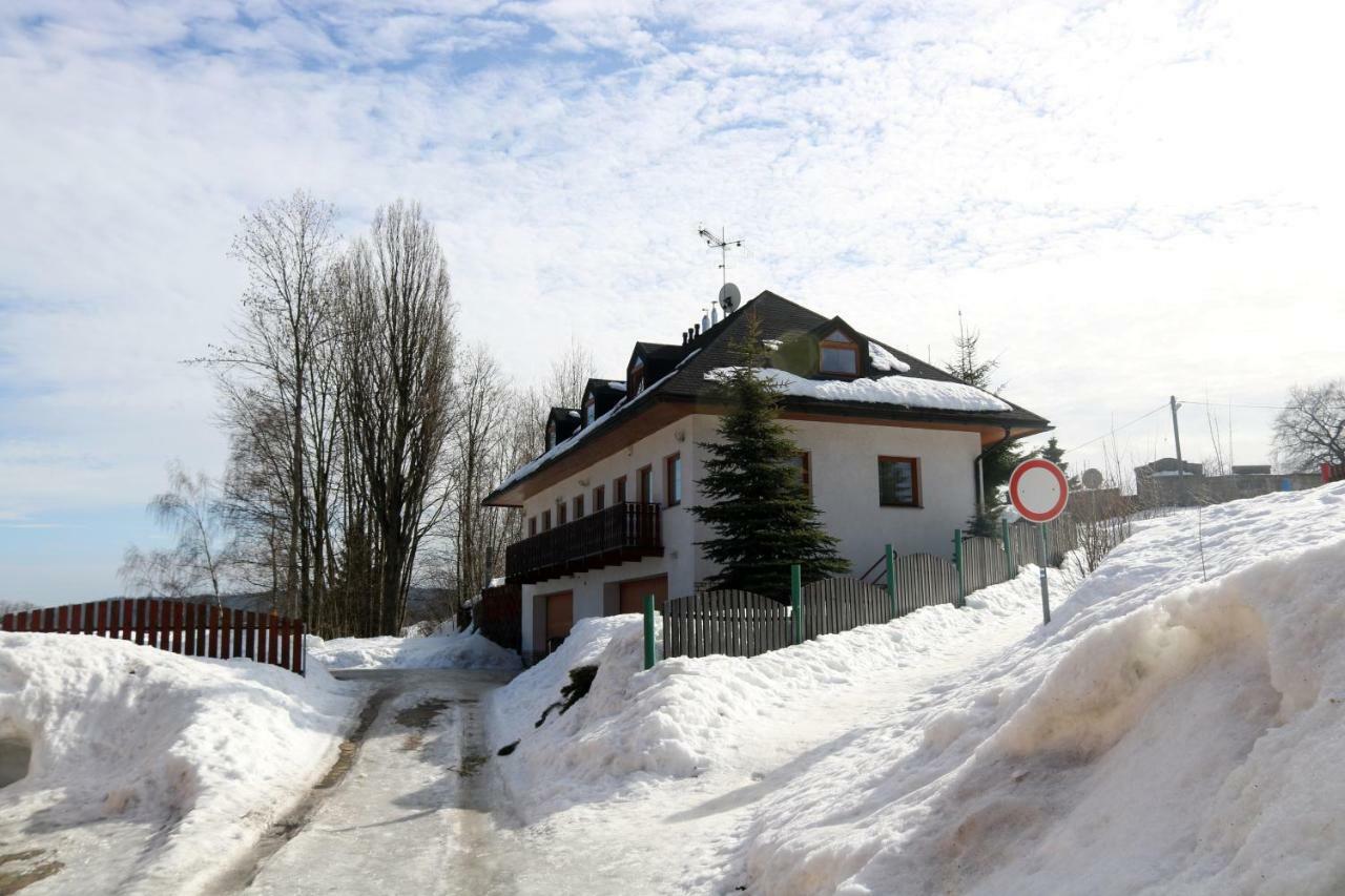 Holiday Home Смржовка Экстерьер фото